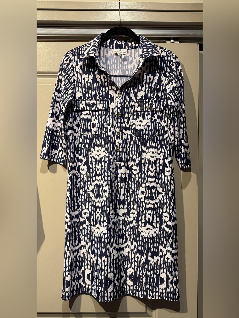 Jude Connally 3/4 sleeve Navy and White Abstract Print XS dress - EUC